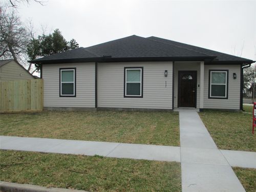 217 Miriam St, Baytown, TX, 77520-7065 | Card Image