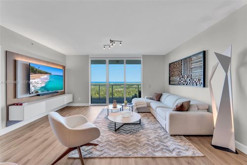 apt-2201-14951 Royal Oaks Ln, North Miami, FL, 33181-2484 | Card Image