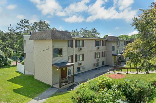 32-41 Treetop Cir, Laconia, NH, 03246 | Card Image