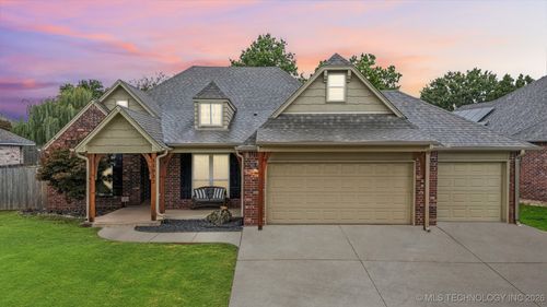 11922 S Birch Ave, Jenks, OK, 74037-3363 | Card Image