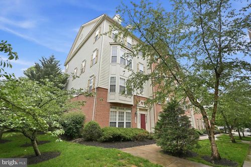 b-5645 Harrington Falls Ln, ALEXANDRIA, VA, 22312-4031 | Card Image