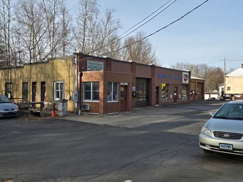 616 Main St S, Southbury, CT, 06488-2218 | Card Image