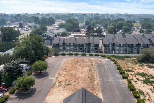 119 W Logan St, Caldwell, ID, 83605-4732 | Card Image