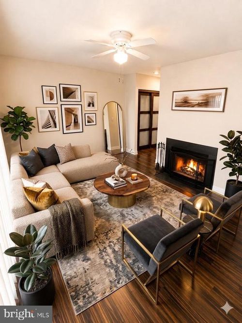 b-11 E Daisy Ln, MOUNT LAUREL, NJ, 08054-2578 | Card Image