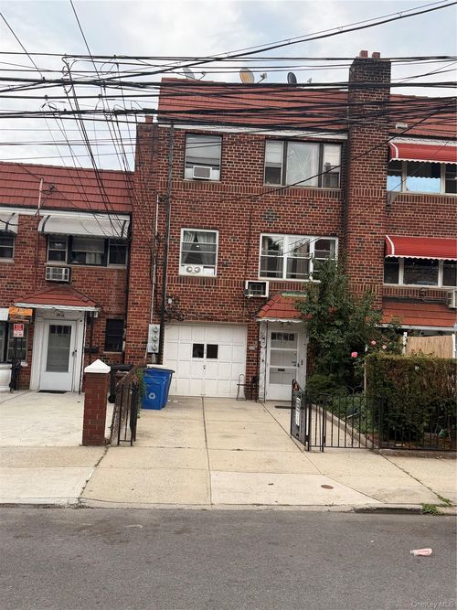 59 place 4817, New York, NY, 11377 | Card Image