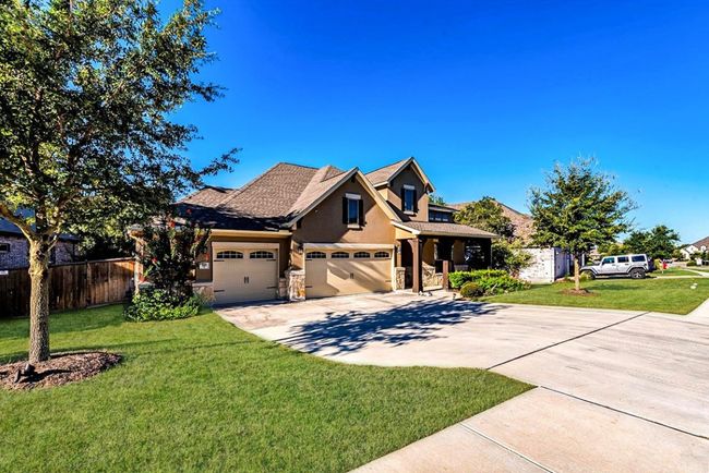 Welcome Home to 601 Painted Creek Way | Image 4