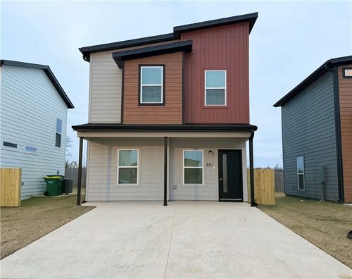 851 Reading Railroad Ln, Bentonville, AR, 72713 | Card Image