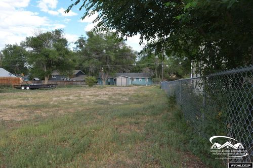 618 S 5th St, Glenrock, WY, 82637-5044 | Card Image