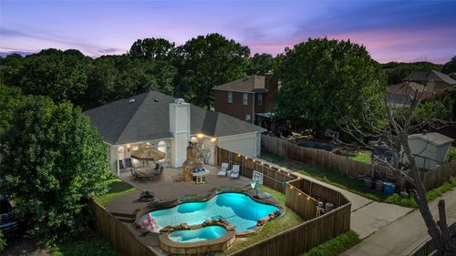 1531 Home Park Dr, Allen, TX, 75002-4585 | Card Image