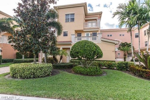 9201-538 Avellino Isles Cir, NAPLES, FL, 34119-2402 | Card Image