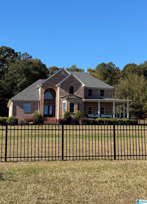 320 Eastland Dr, Lincoln, AL, 35096-4060 | Card Image