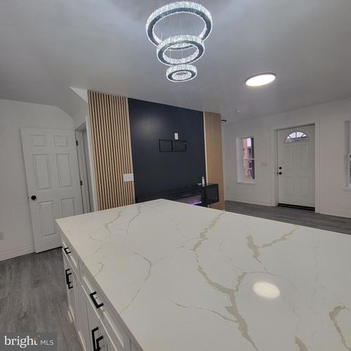 530 E Ashmead St, PHILADELPHIA, PA, 19144-1506 | Card Image