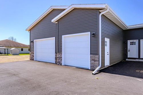 604-B Eugene St, Merrill, WI, 54452-9484 | Card Image