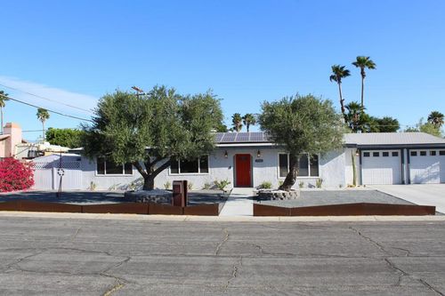 2120 E Del Lago Rd, Palm Springs, CA, 92262 | Card Image