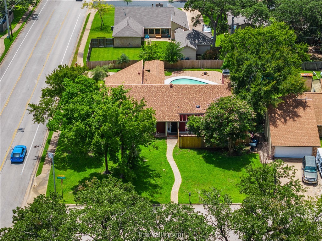 Sandy Cir, College Station, TX 77845