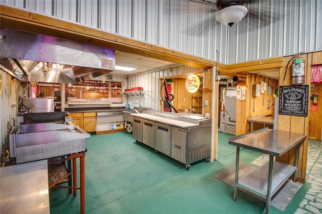 15875 Shipman Rd, Home with 0 bedrooms, 0 bathrooms and null parking in Carlinville IL | Image 29