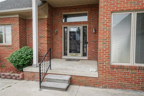 51553 Baker Rd, Chesterfield, MI, 48047-3132 | Card Image
