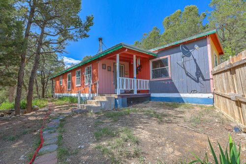 16 Ballenger Ranch Rd, Edgewood, NM, 87015-7134 | Card Image