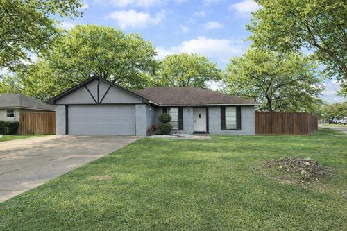 249 Corkwood St, Lake Jackson, TX, 77566-5709 | Card Image