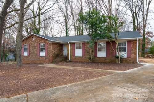 3100 Glenelm Ct, Charlotte, NC, 28212-5712 | Card Image