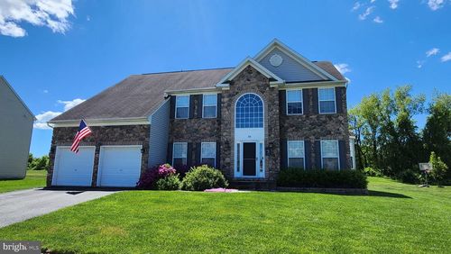 39 Calvarese Dr, Bear, DE, 19701-6009 | Card Image