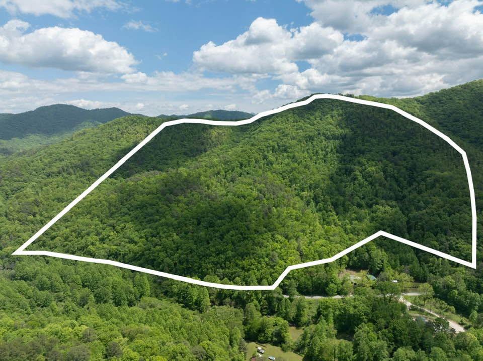 Land in Robbinsville