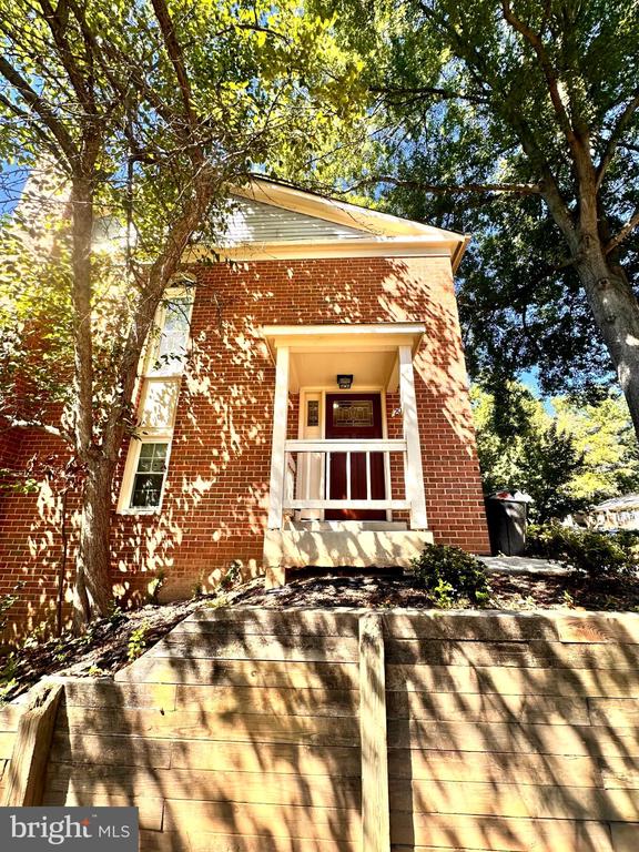 Residential Lease in MONTGOMERY VILLAGE 3