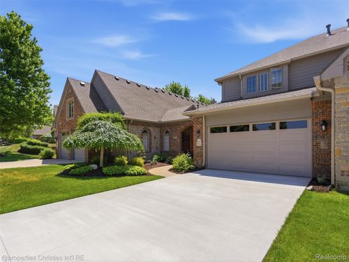 10822 Sparkling Waters Ct, South Lyon, MI, 48178-9494 | Card Image
