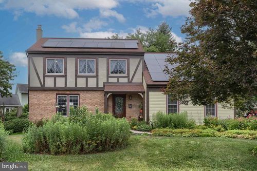 1665 Krim Ct, Lebanon, PA, 17042-5828 | Card Image