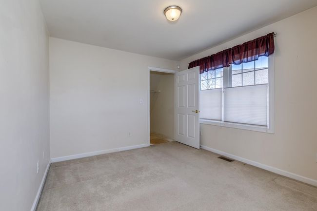 16 - 16 S Parrish Dr, Condo with 2 bedrooms, 3 bathrooms and null parking in Londonderry NH | Image 33