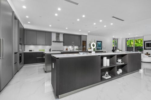 201-495 E Royal Palm Rd, Boca Raton, FL, 33432-5027 | Card Image
