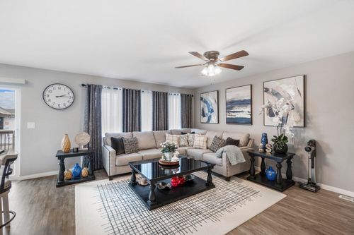 4157 Omaha Avenue, Waterloo, IA, 50702 | Card Image