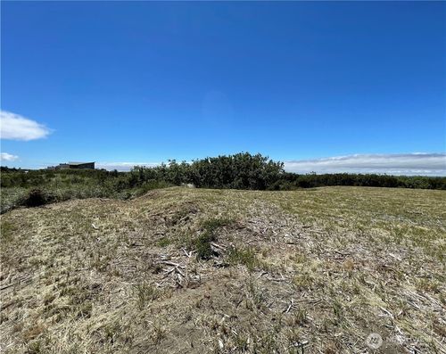 74 Dunes Ln, Ocean Shores, WA, 98569-9308 | Card Image