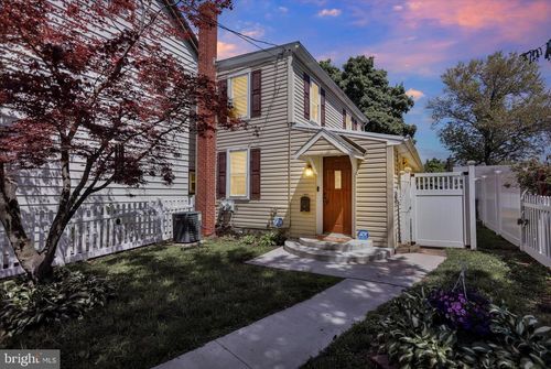 207 West St, POTTSTOWN, PA, 19464-5343 | Card Image