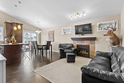 95 Valarosa Dr, House detached with 4 bedrooms, 3 bathrooms and 6 parking in Didsbury AB | Image 3