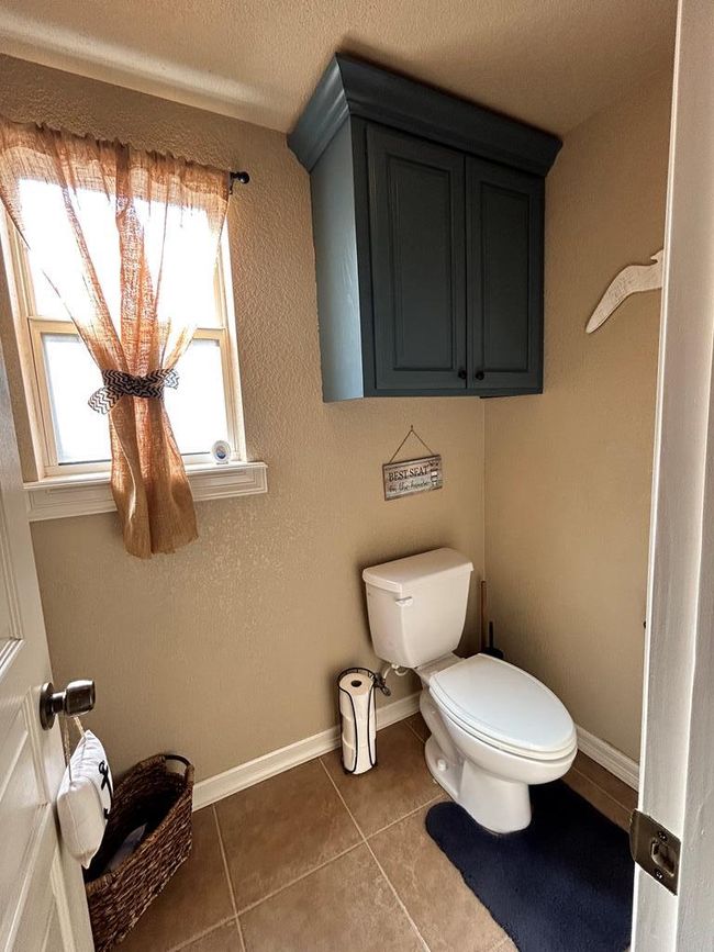 390 Hackberry Dr, House other with 5 bedrooms, 5 bathrooms and 3 parking in Andrews TX | Image 53