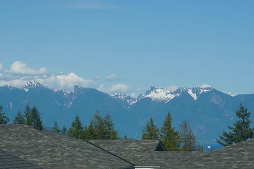 3-728 Gibsons Way, Gibsons, BC, V0N1V9 | Card Image