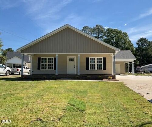 299 S Main St, Four Oaks, NC, 27524-8500 | Card Image
