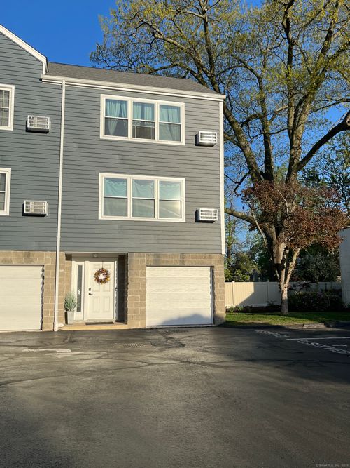 apt-8-55 Woodland Pl, Stamford, CT, 06902-6962 | Card Image