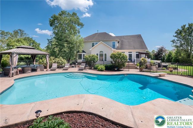 2307 Blackledge Dr, House other with 4 bedrooms, 5 bathrooms and null parking in Quakertown PA | Image 57