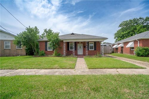 526 Honore Dr, Jefferson, LA, 70121-1605 | Card Image