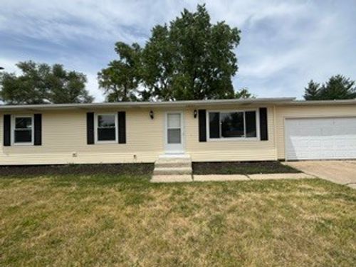 2212 W Fairview Ln, Mchenry, IL, 60051-4629 | Card Image
