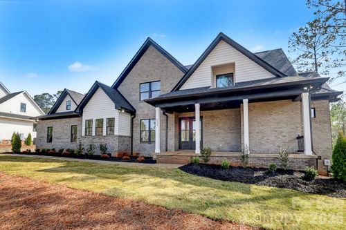 3210 Sherman Dr, Lancaster, SC, 29720 | Card Image