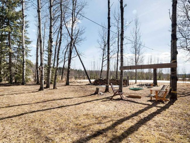 5227 Twp Rd 320 # 50, Home with 2 bedrooms, 1 bathrooms and 6 parking in Rural Mountain View County AB | Image 26