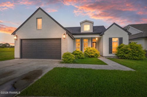 110 Gideon Rd, Youngsville, LA, 70592-6463 | Card Image