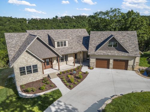 653 Forest Lake Dr, Branson West, MO, 65737 | Card Image