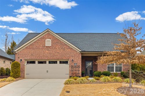 5238 Courtyard Ln, Belmont, NC, 28012-0110 | Card Image