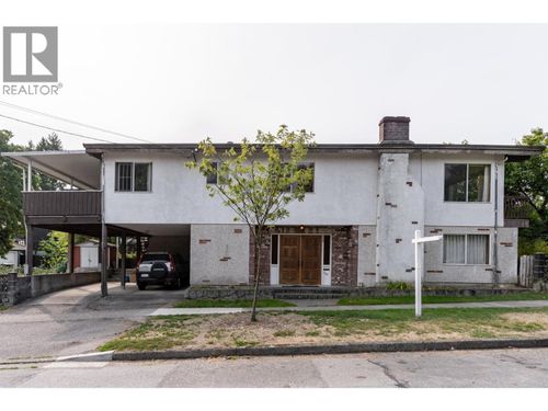 150 E 28th Ave, Vancouver, BC, V5V2M2 | Card Image