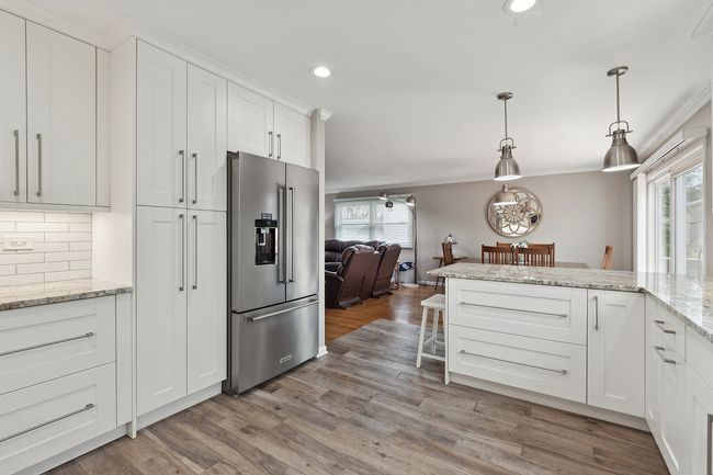 5832 Lenox Rd, House other with 5 bedrooms, 3 bathrooms and 2 parking in Lisle IL | Image 17