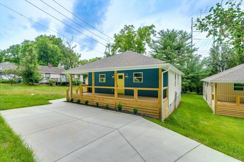 3727 Grace Ave, Chattanooga, TN, 37406-1415 | Card Image